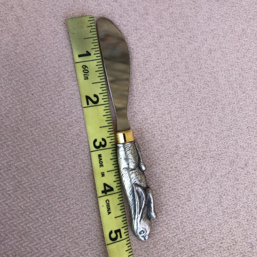 Arthur Court Vintage Bunny Rabbit Marble Cheese Board & Cutter + 4 Spread Knives